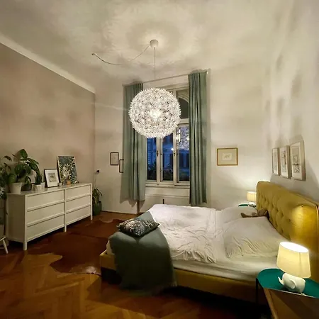 Apartment Feels Like